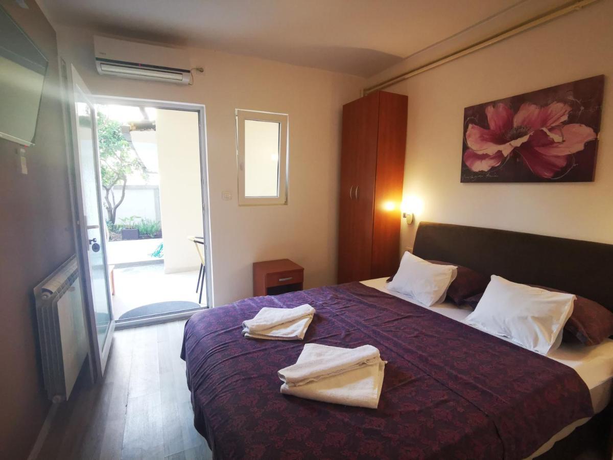 Radovic Apartments Budva Room photo